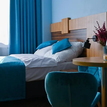 - Z Aneksem Kuchennym Aparthotel Legnica