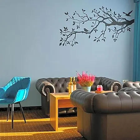 - Z Aneksem Kuchennym Aparthotel 3*