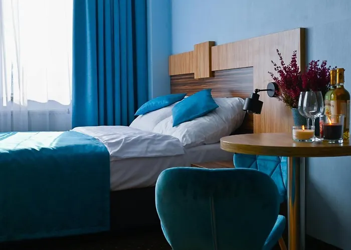 - Z Aneksem Kuchennym Aparthotel Legnica