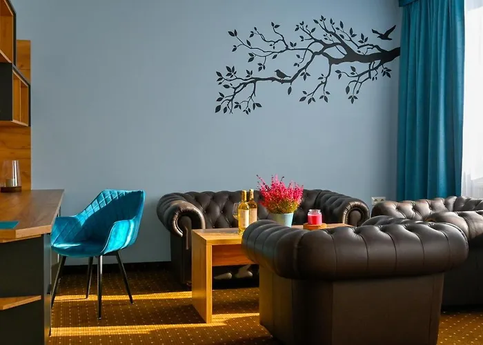 - Z Aneksem Kuchennym